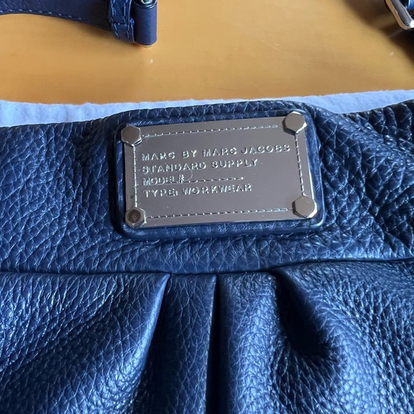 Marc by Marc Jacobs - Picture 6 of 7